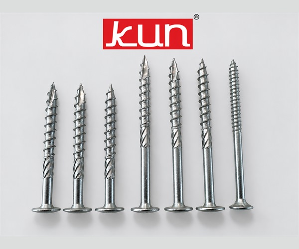 Wood screw close-up